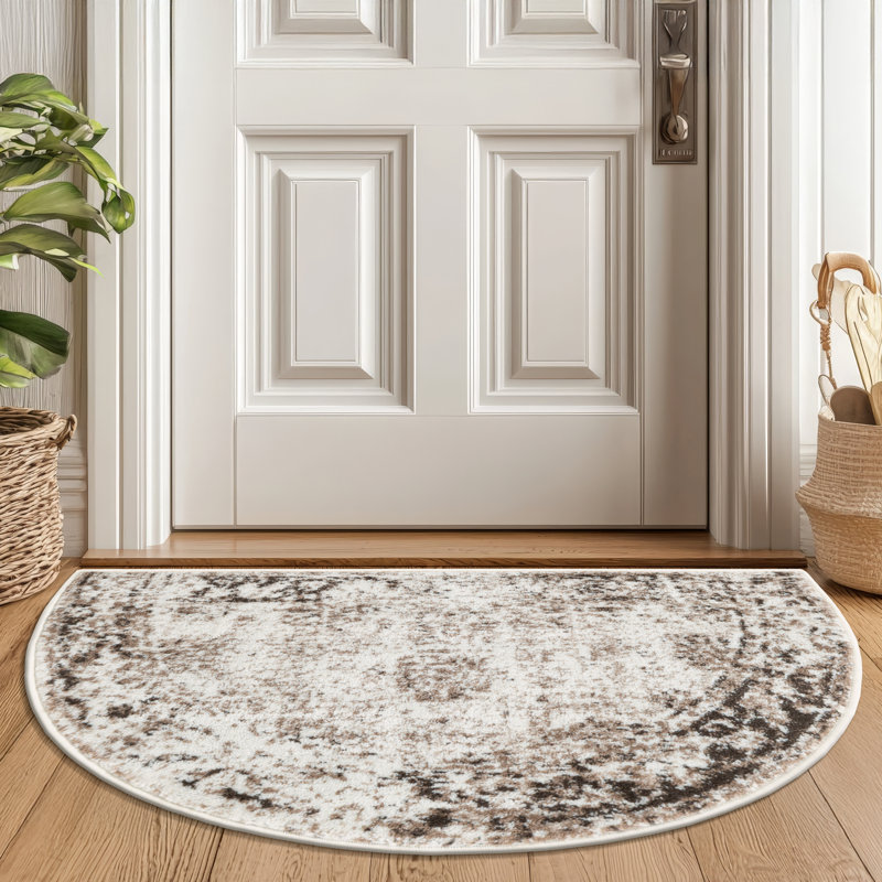 Antibes Hambly Rug, Half-circle 2'2" x 3'7"