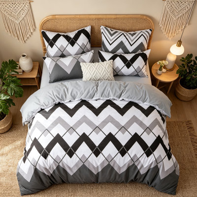 Ultrasoft Microfiber Double Duvet Set - Modern Zigzag, Zipper Closure, Easy Care