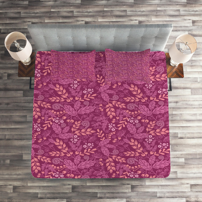 Farmhouse / Country Polyester Floral Coverlet