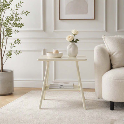 Table de bout en bois moderne avec tablette