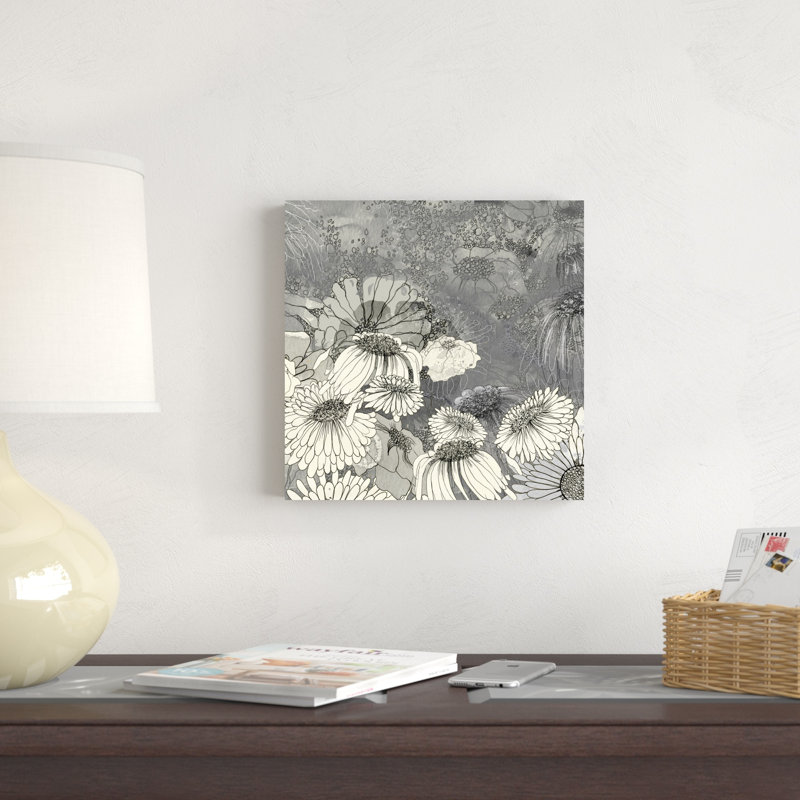 Fleurs sur fond gris II, H 12 po x l 12 po x P 1,25 po
