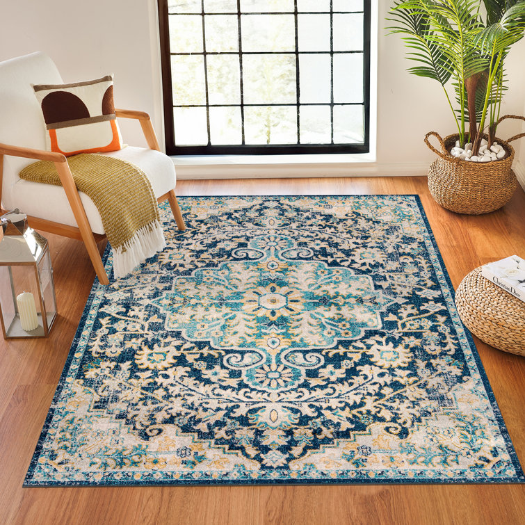 Fynn Oriental Area Rug