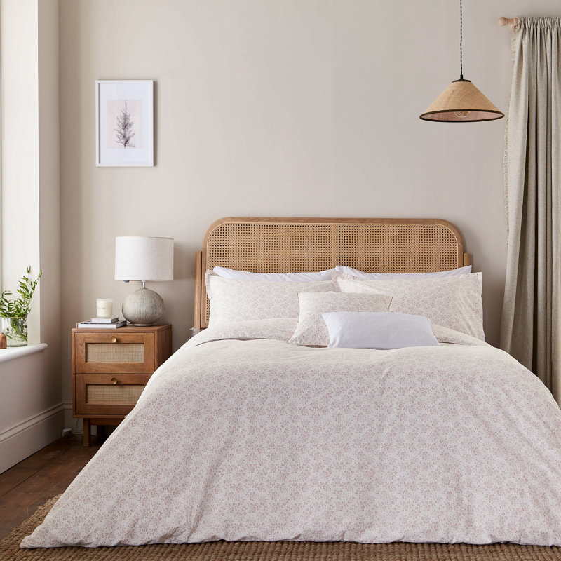 Mae Cotton Floral Duvet Cover Set with Pillowcases Included, Single Duvet Cover + 1 Pillowcase