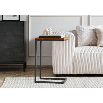 LOUNGE COLLECTION End Table