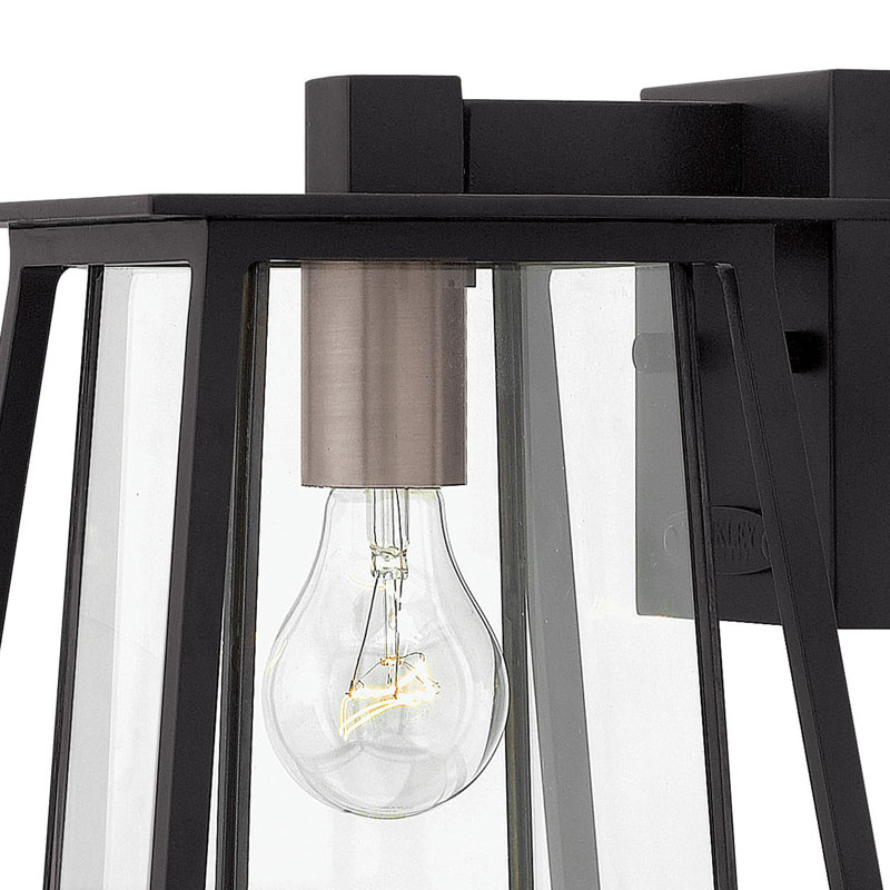 Izzie Black Outdoor Wall Lantern, H 9,5 po x l 7,3 po x P 8,3 po