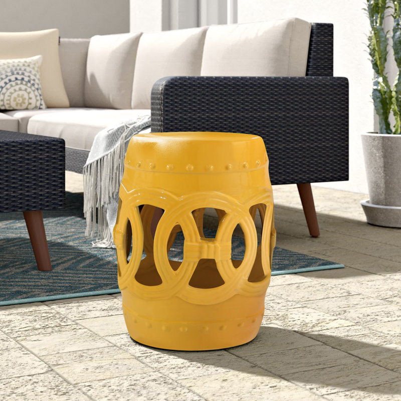 Table de bout en céramique Holbeach, Jaune