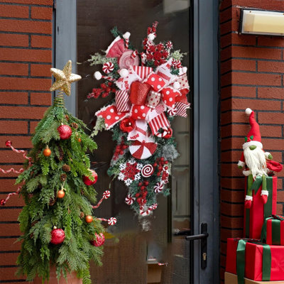 Couronne de guirlande de Noël de 1 pièce pour la porte d'entrée, guirlande de Noël de 23,6 po avec décor de canne en forme de bonbon et de baies rouges, guirlande de Noël en forme de branche de pin pour l'intérieur et l'extérieur