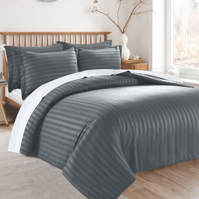 Microfiber 250 TC Reversible Stripe Duvet Cover Set with Pillowcases