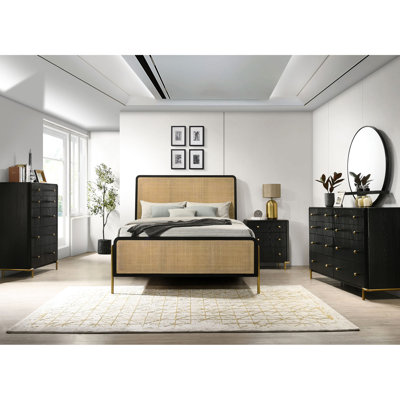 Très grand lit oriental avec cadre tissé et noir, ambiance côtière moderne, pieds dorés, coins arrondis pour le lit de finition de chambre à coucher, style, look glamour, silhouette