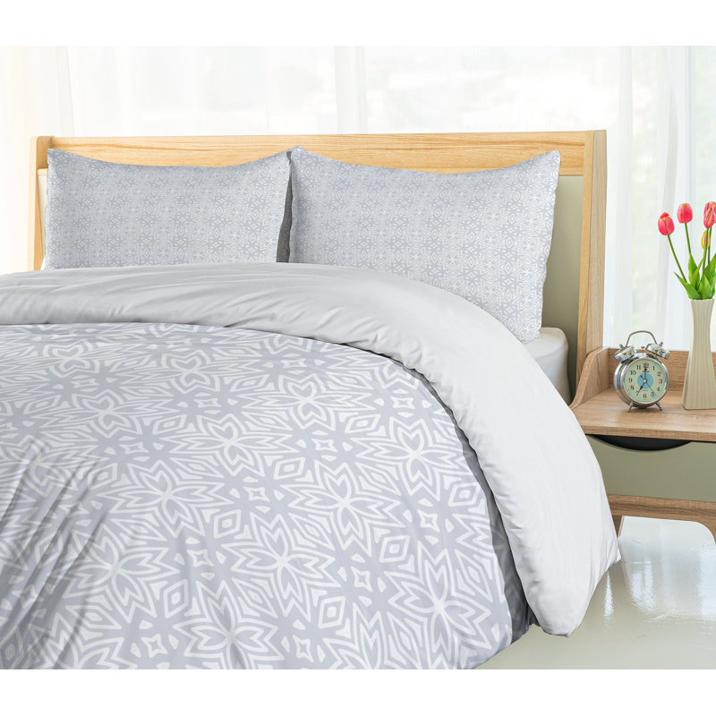 Eclectic Polyester Geometric Shapes Duvet Cover, Queen Duvet Cover + 2 Pillow Shams