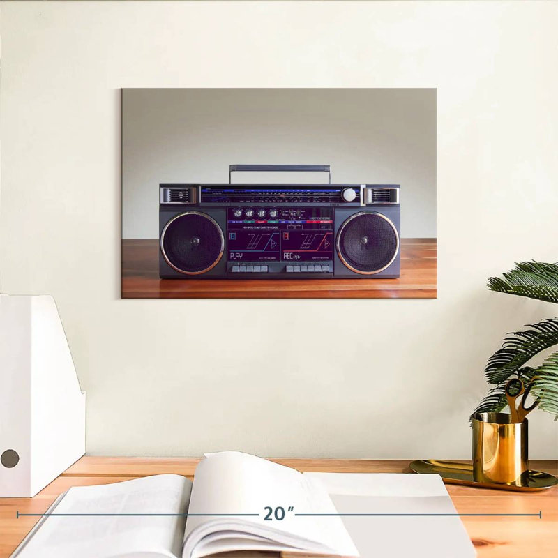 Boombox emblématique, H 8 po x l 12 po