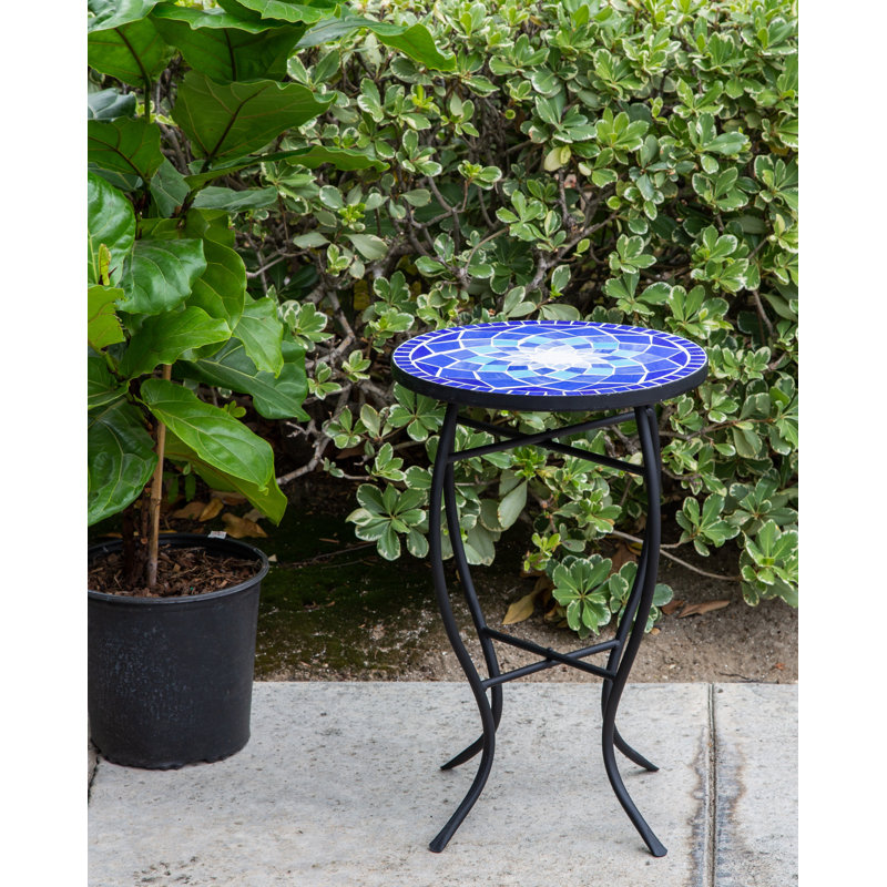 Round Outdoor Side Table , 14 " W 14 " D