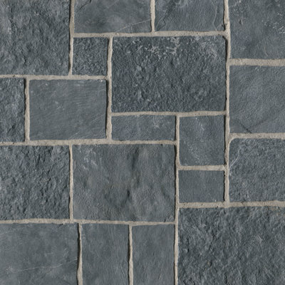Stonecrest Random Sized Natural Sandstone Square and Rectangle Loose Veneer Ledgestone (Minimum 100 Square Feet)