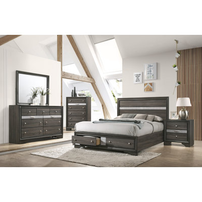 Blanding Piece Bedroom Set