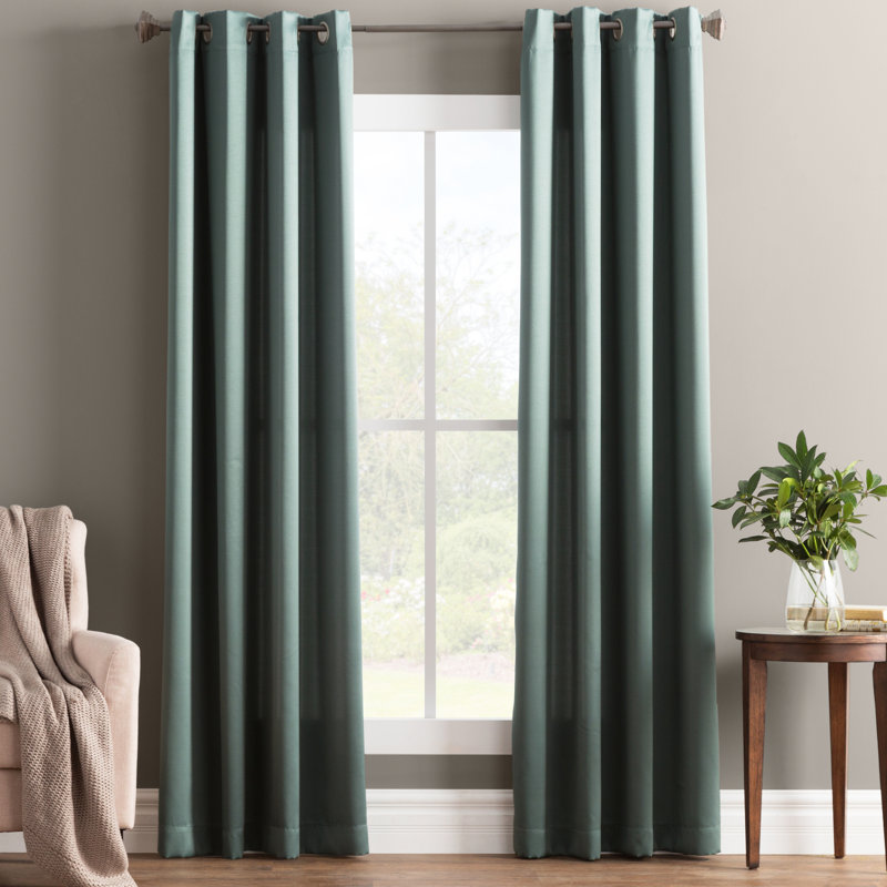 Panneau de rideau à oeillets à économie d'énergie thermique - Basics by Wayfair ™, Everglade, 1 Panel, l 54" x L 84"