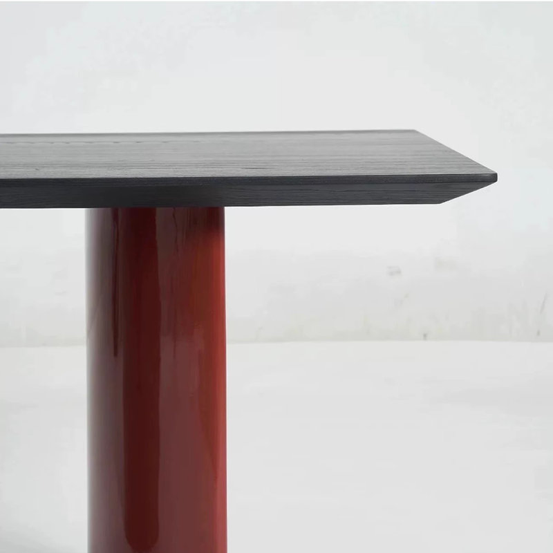 Rocchetto, 29.5"H x 70.9"L x 31.5"W