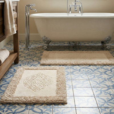 CloudSoft 2-Piece Antibacterial Non-Slip Bath Mat Set
