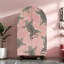 Armoire arquée avec tablettes et portes