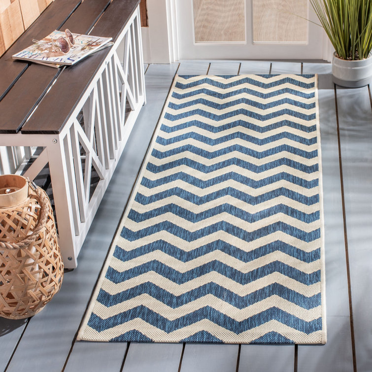 Arneshia Chevron Navy/Beige Indoor / Outdoor Area Indoor/Outdoor Area Rug