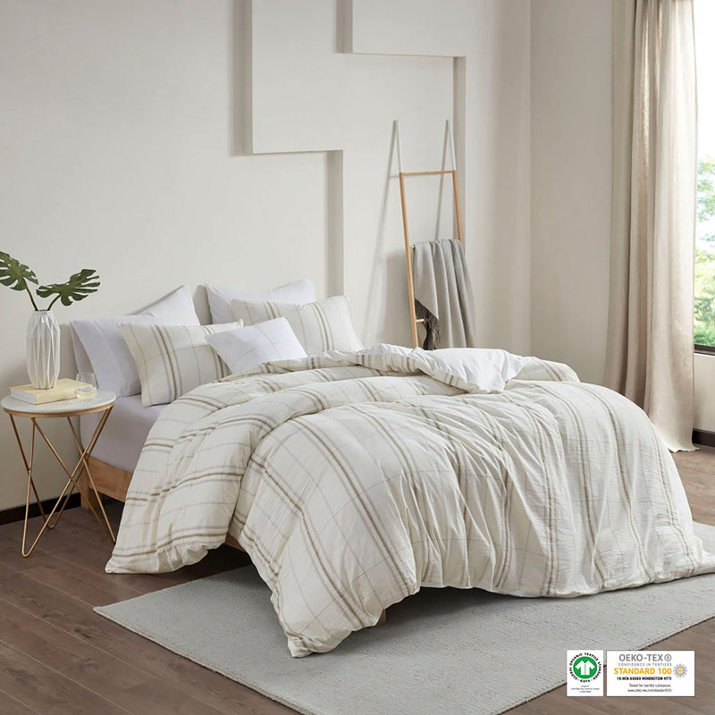 Striped Comforter, Full Comforter + 5 Additional Pieces