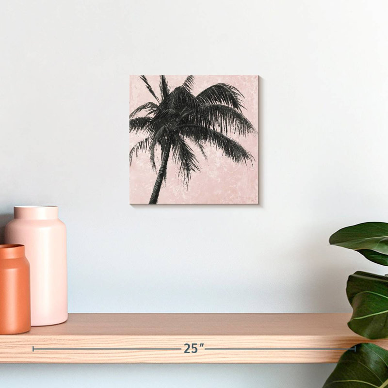 Palmier gris Harnek sur fond rose II, H 10 po x l 10 po