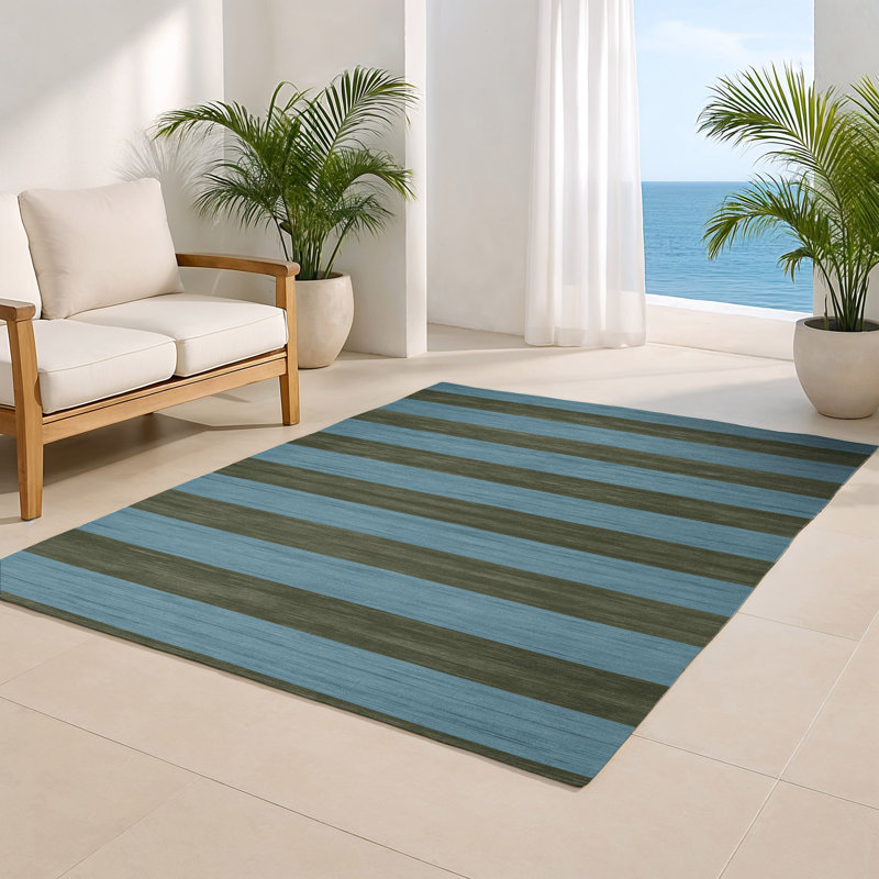 HorizontalStripes Blue Indoor and Outdoor Area Rug, Rectangle 4' x 6'
