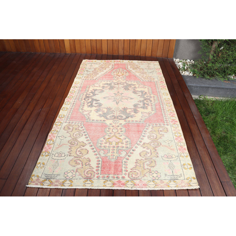 Tapis kilim turc fait à la main dans des tons pastel pour une décoration bohémienne unique