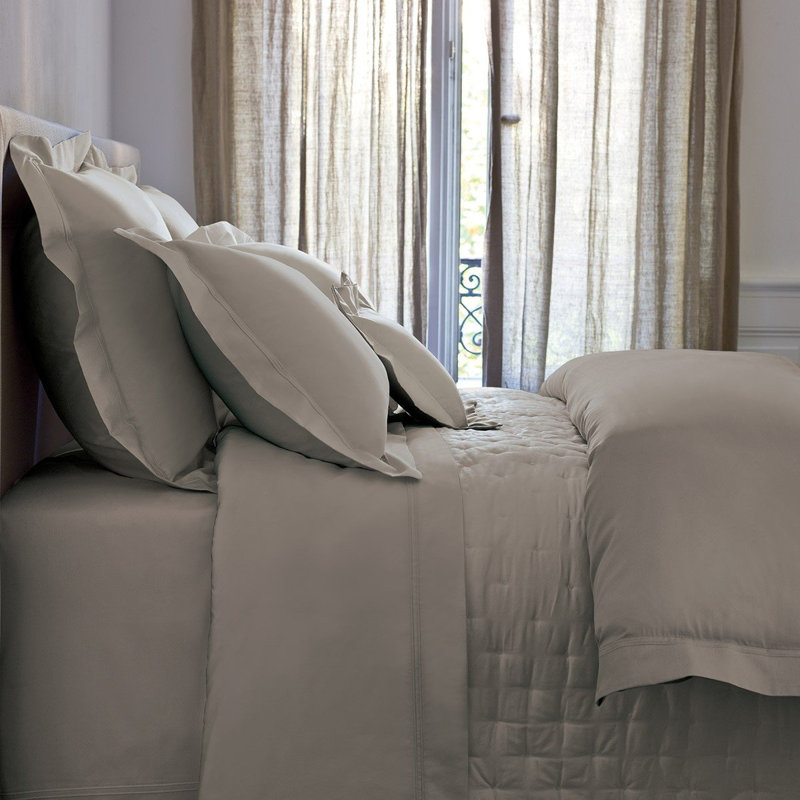 Triomphe Duvet Cover