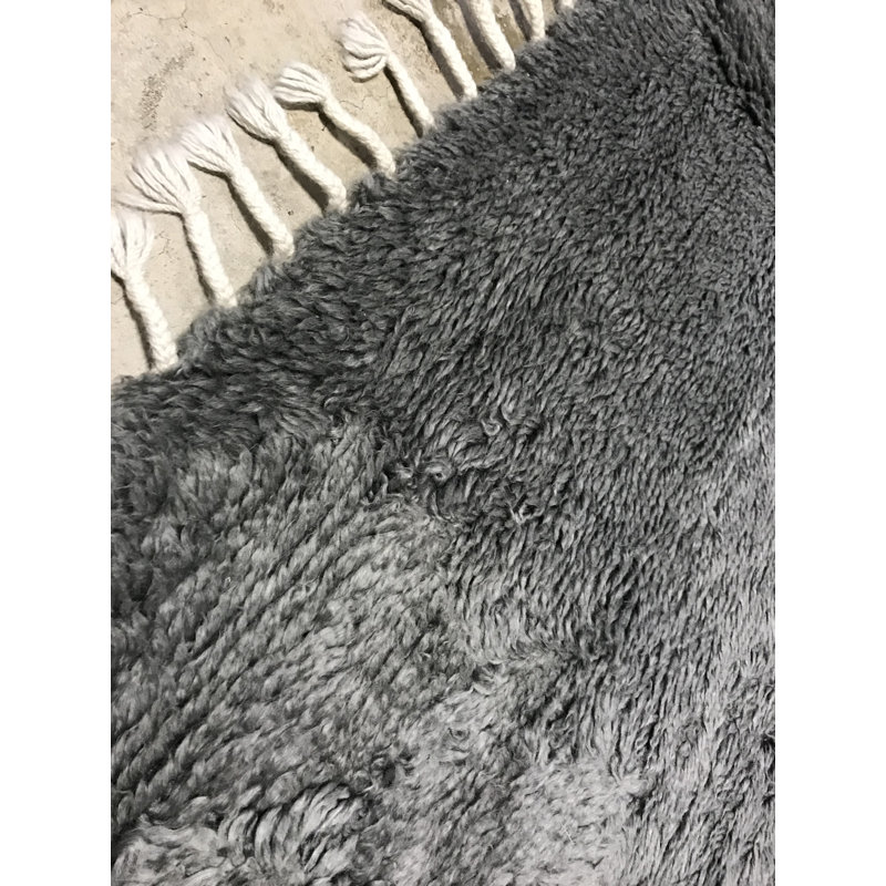 Tapis brun de haute qualité noué à la main