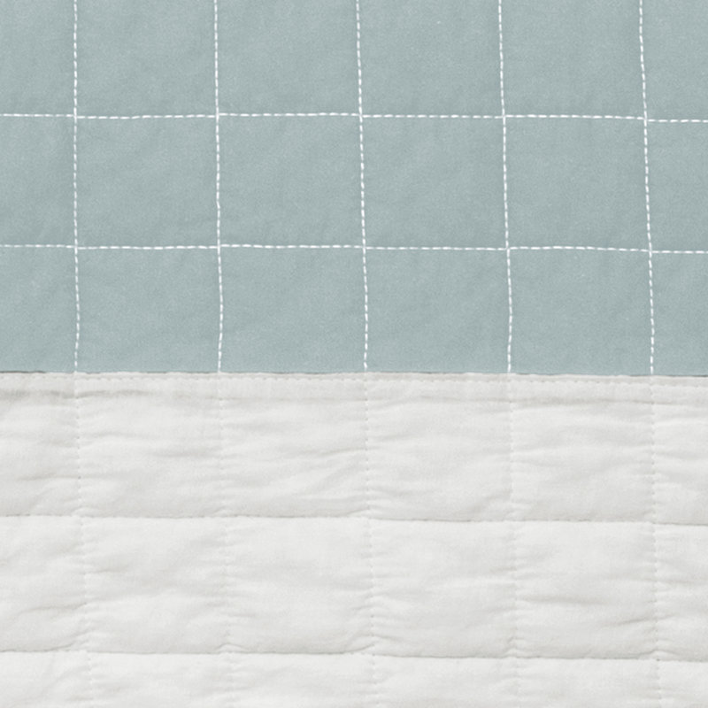 Twin White and Navy Cotton Quilt Set with Sham