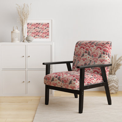 Chaise à accoudoirs rembourrée rose et blanche à motif floral Hilltop Meadows