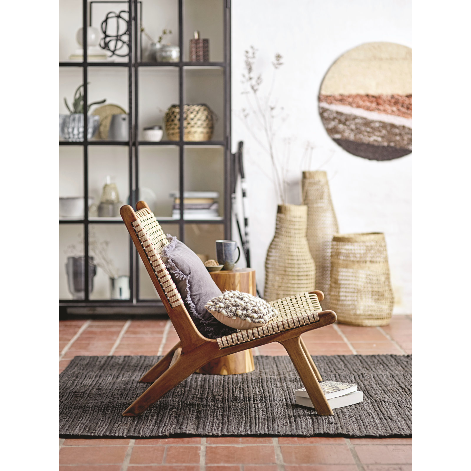 Livia Seagrass Table Vase