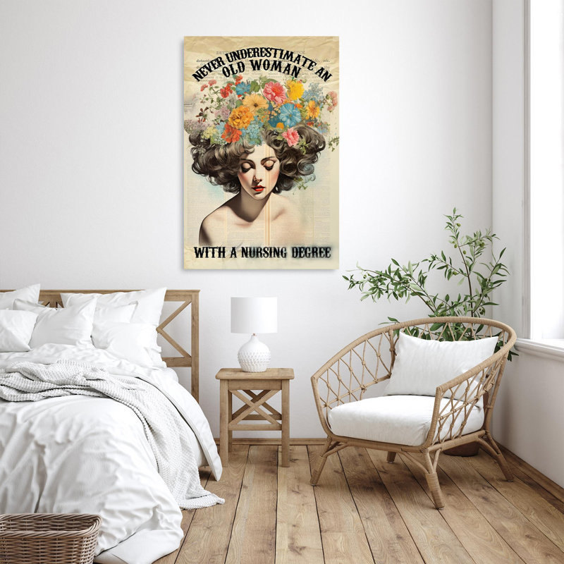 «Itzy Old Woman With Nursing Degree» sur toile, impression, H 36 po x l 24 po x P 1,25 po