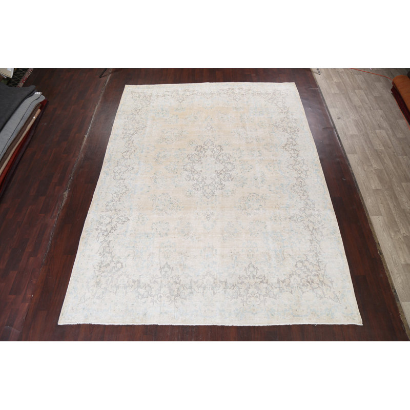 Tapis traditionnel délavé discret 10 x 13