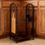 Support à bois de chauffage avec ensemble d'outils de foyer, support à bûches double couche pour le rangement intérieur du foyer, fabrication en fer résistant à la rouille avec conception de feuille d'érable décorative