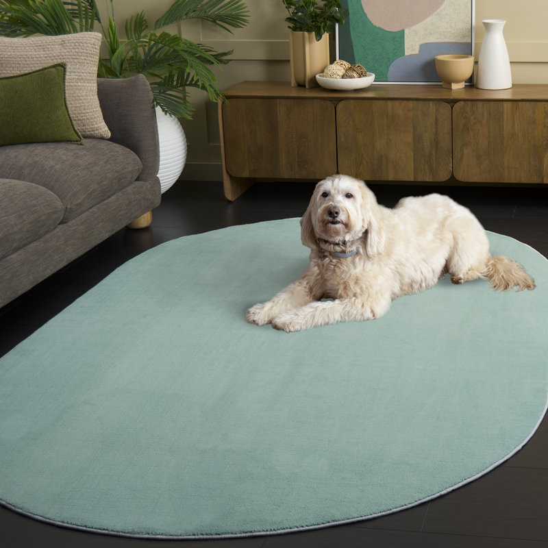 Tapis de couleur unie lavable à la machine Loft 300 Performance, Ovale 5 po x 8 po 