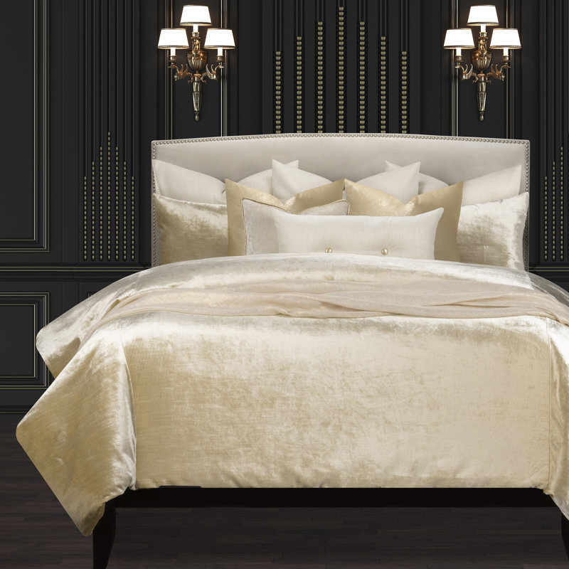 Golden Hours Gold Velvet Duvet Cover & Insert Set, Cal King Duvet Cover + 5 Shame + 4 Throw Pillow