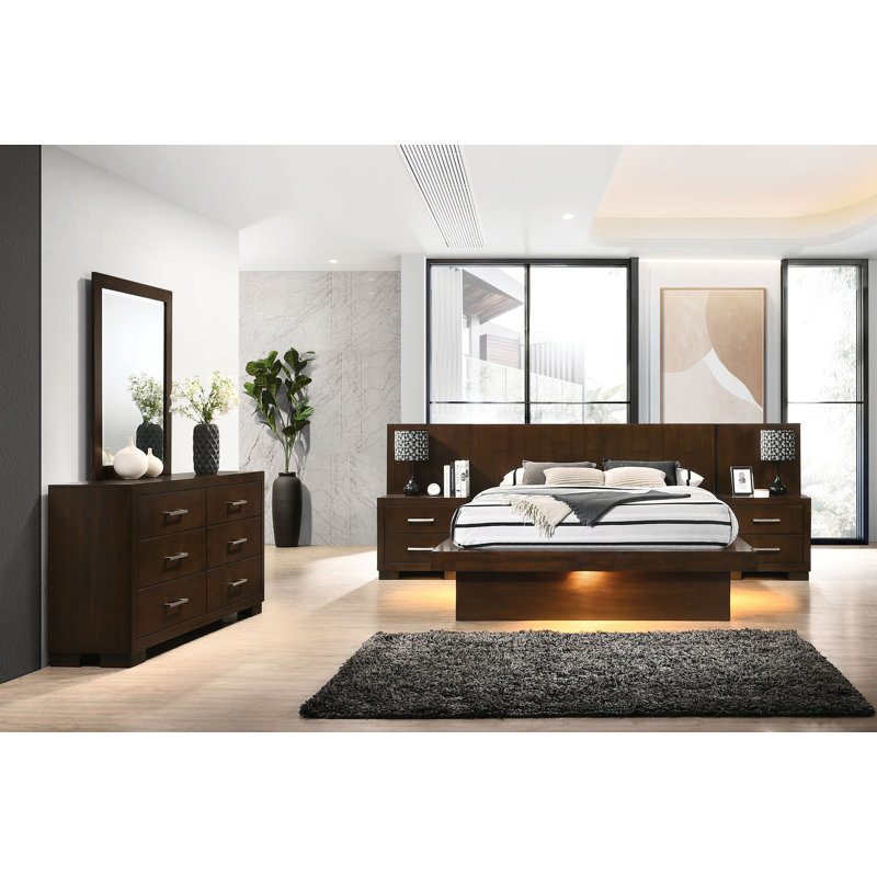 Chandara 5-piece Queen LED Bedroom Set Cappuccino, Brown, Queen