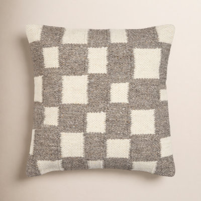 Leonida 22" x 22" Pillow Cover
