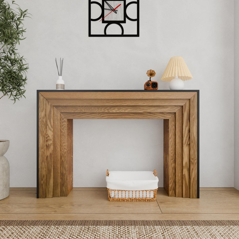 Console Elara