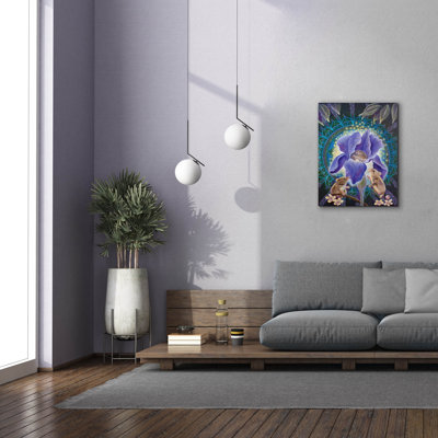  «Small Things, Great Love» par Verena Wild, art mural sur toile, 26 po x 34 po