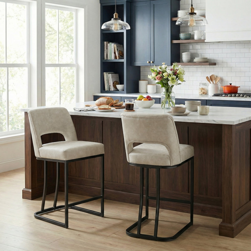Tabouret de bar moderne en similicuir avec structure en métal, tabourets de bar modernes à hauteur de comptoir avec dossier découpé, ensemble de 2