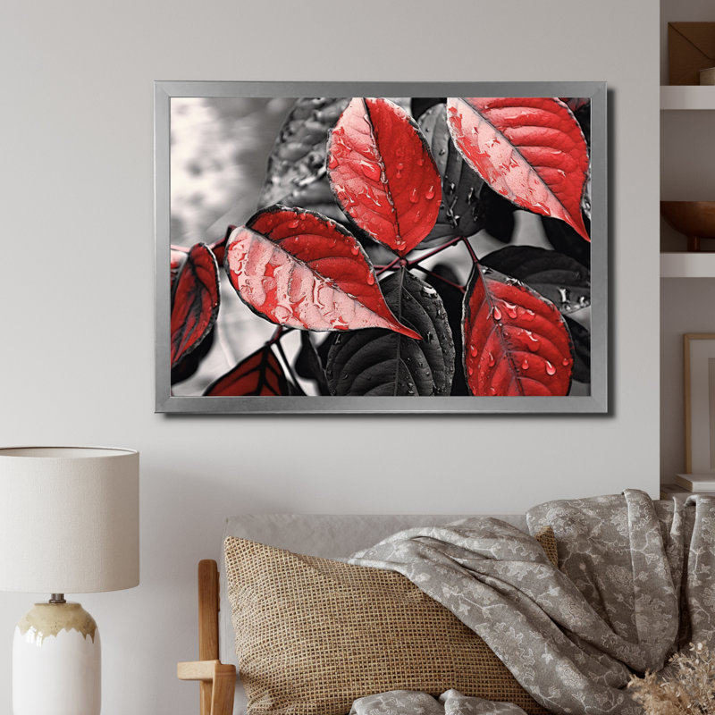 Feuilles rouges et grises sur un arbre V, H 34 po x l 44 po x P 1,5 po, Cadre simple argenté