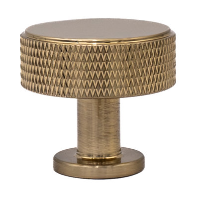 Kent Knurled Round Knob