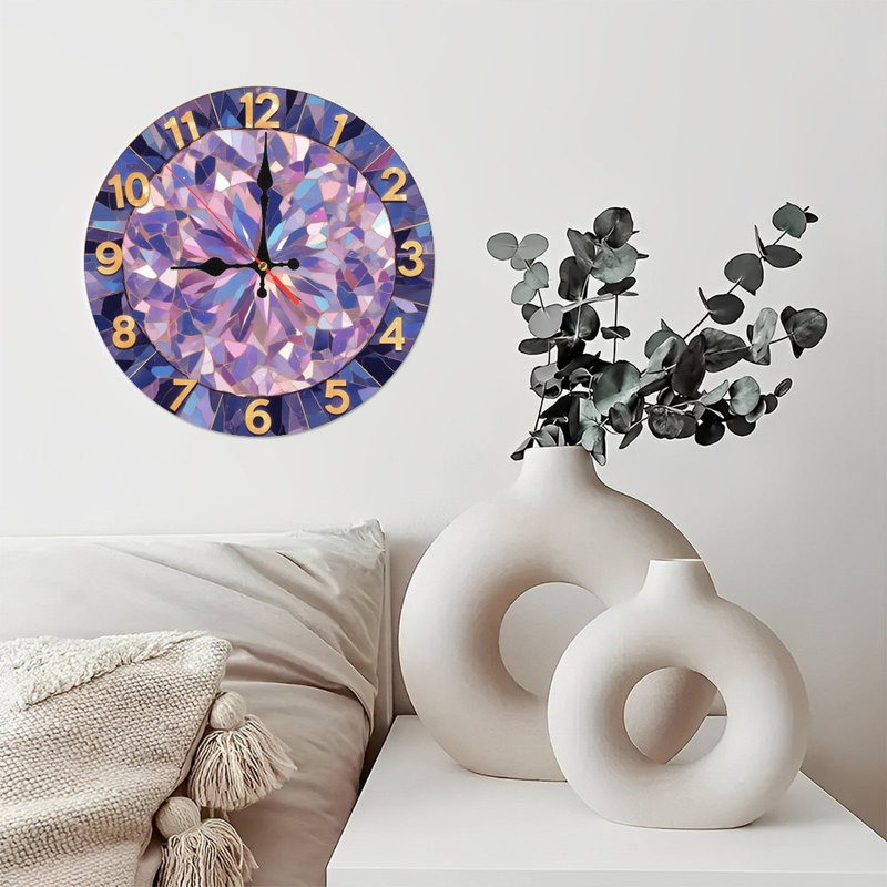 Cadran de diamant avec chiffres dorés