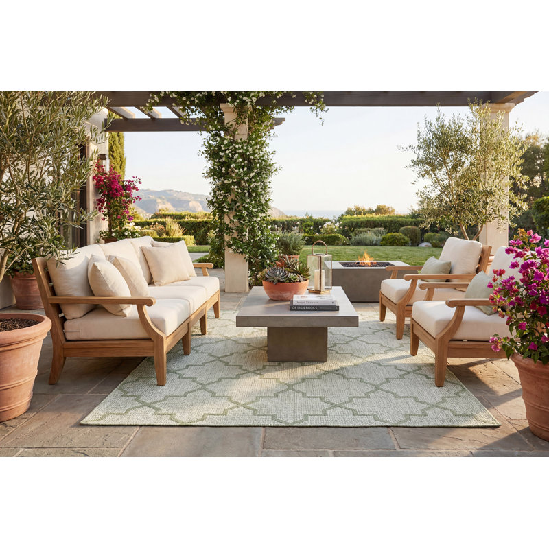 Natoma Geometric Indoor / Outdoor Rug, Rectangle 6'7" x 9'6"