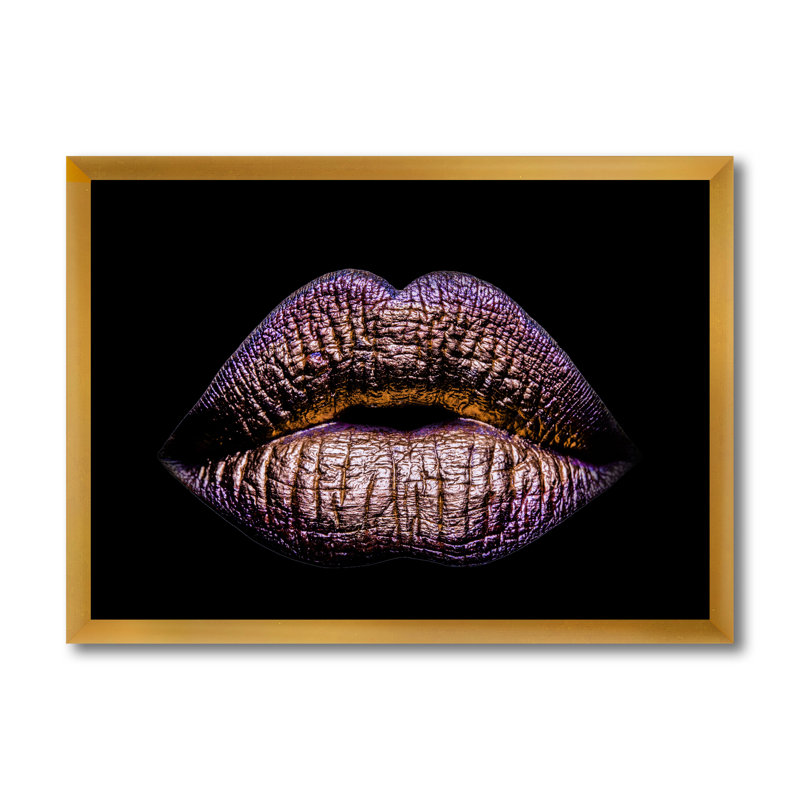 Lèvres féminines sexy en métal doré - photographie sur toile, H 12 po x l 20 po x p 1 po, Cadre doré