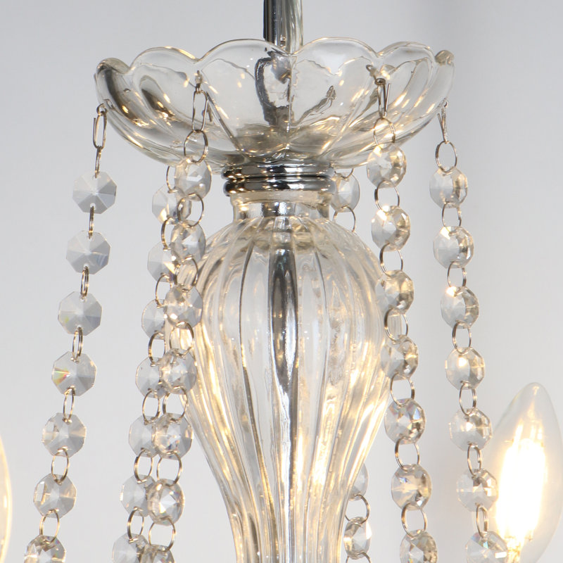 Lustre classique / classique en cristal à 6 lumières Jonetta