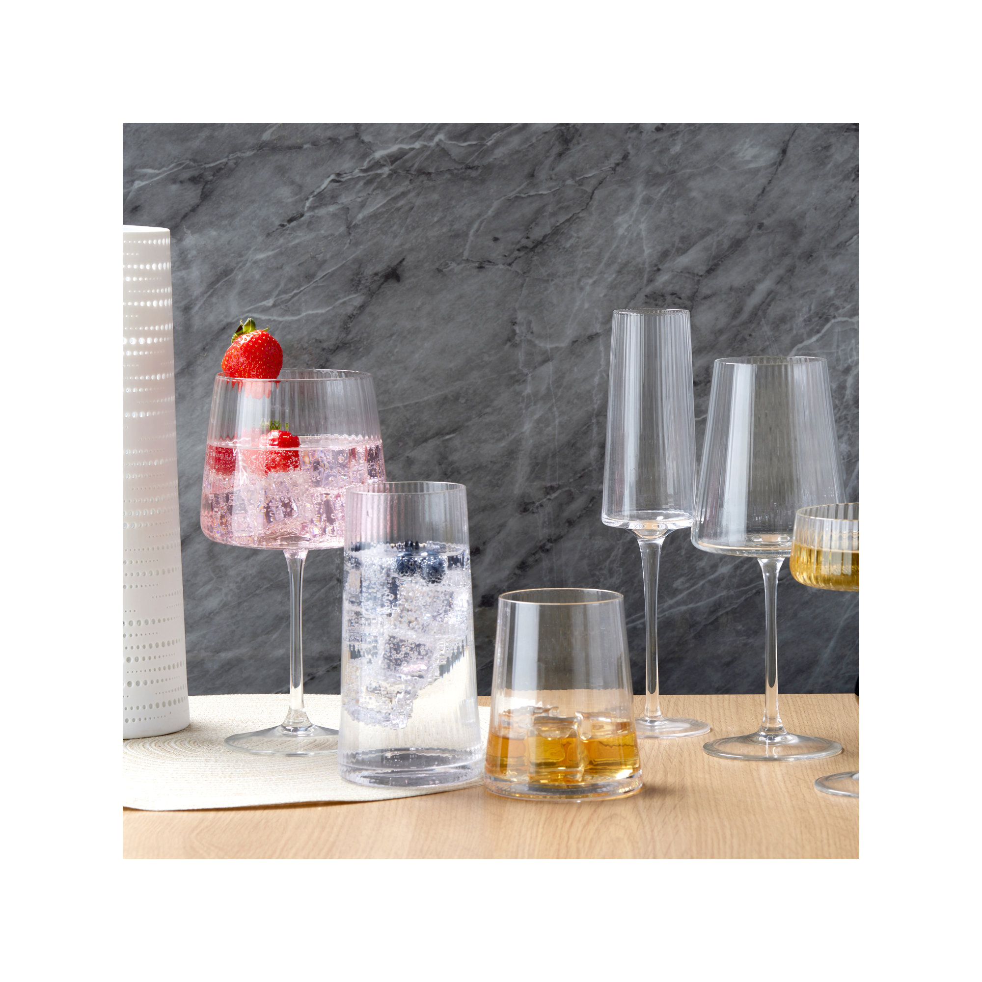 Zoya 18.5oz. Glass Highball Glass Glassware Set, Clear