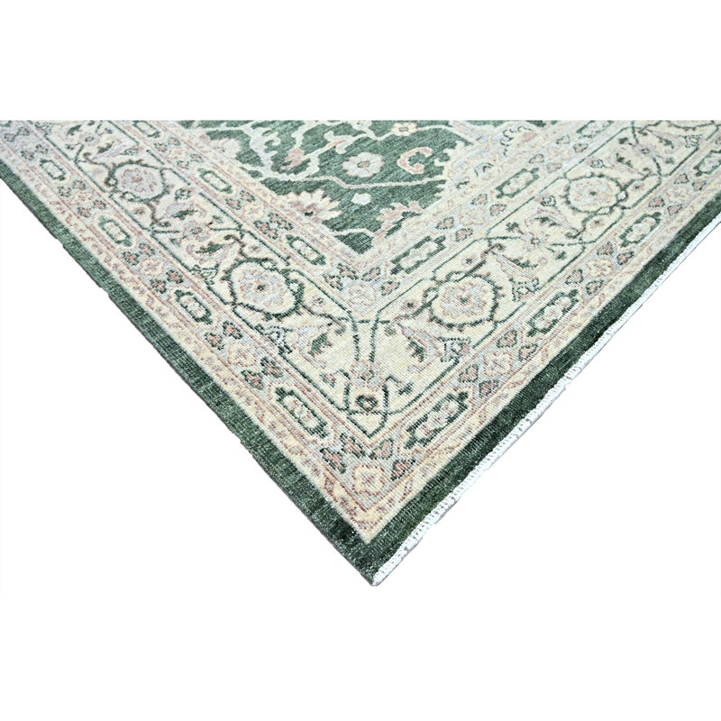 Hand Knotted Wool Area Rug in Green And Ivory, Rectangle 5' x 8'